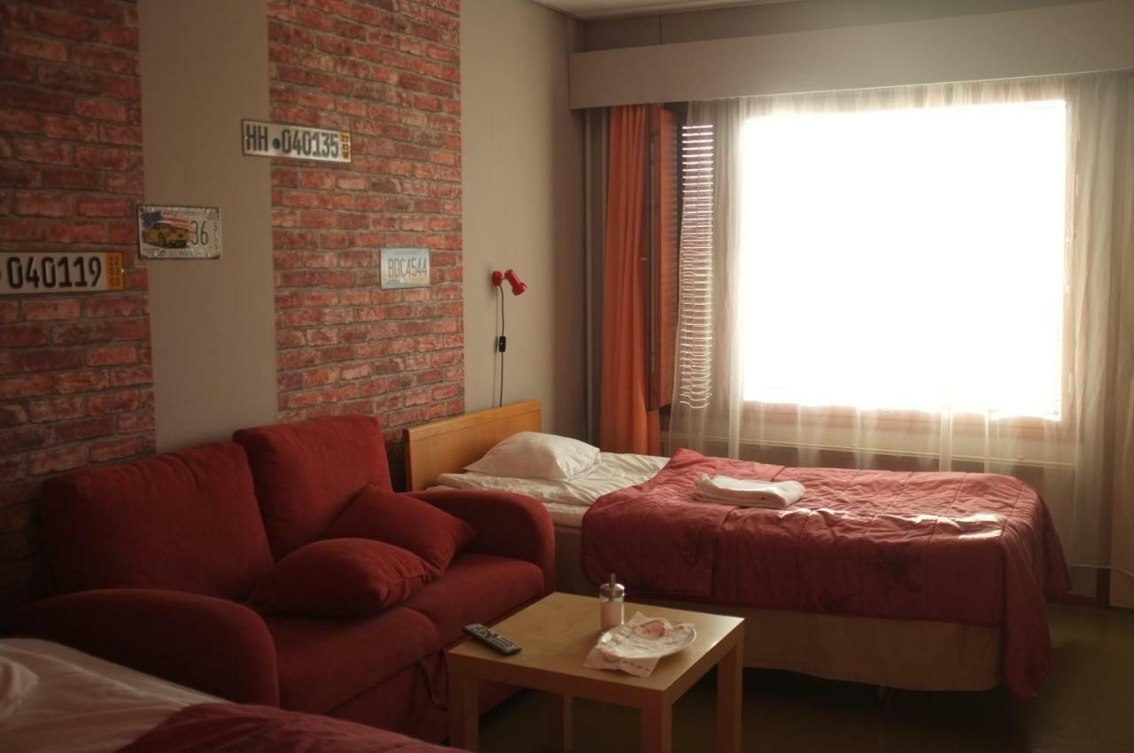 Hotel Villa Vanessa Siltakyla Ngoại thất bức ảnh